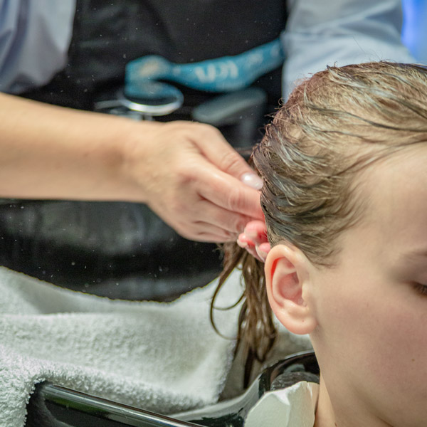 Elegante Hochsteckfrisur – Friseursalon Aachen